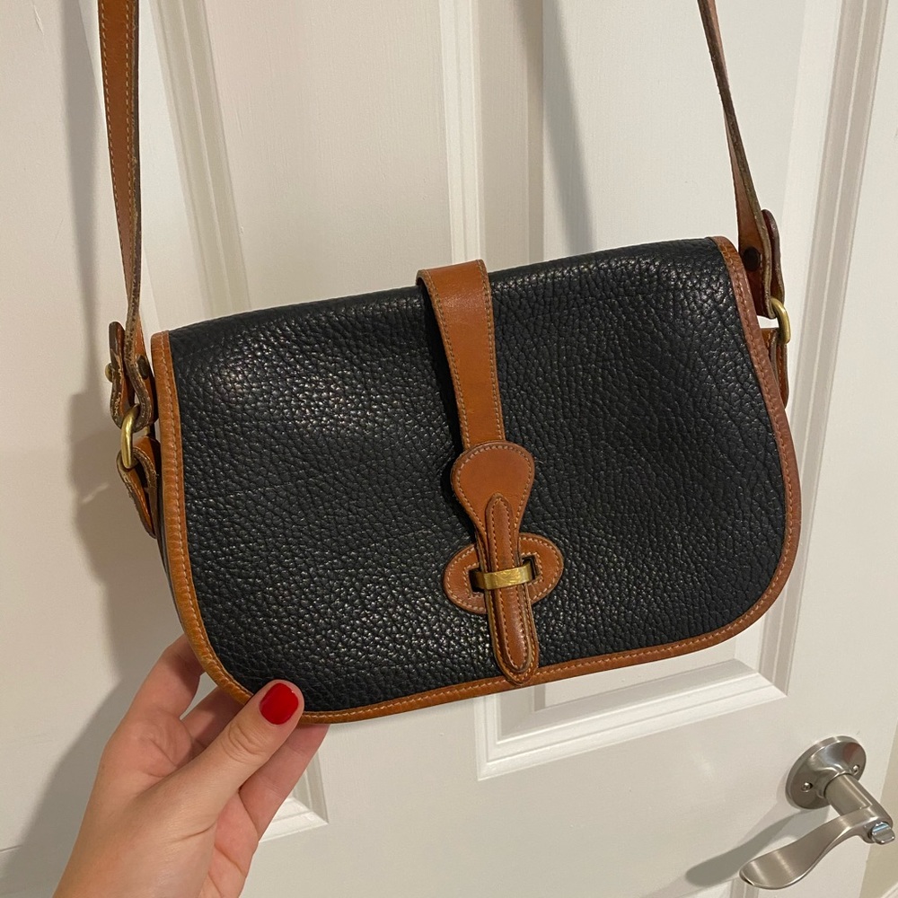 Vintage Dooney & Bourke crossbody bag